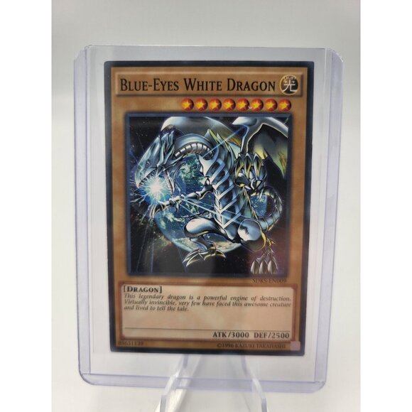 Yugioh! TCG Blue-Eyes White Dragon SDKS-EN009 - Picture 1 of 6